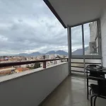 City Center Cozy Apartment 2